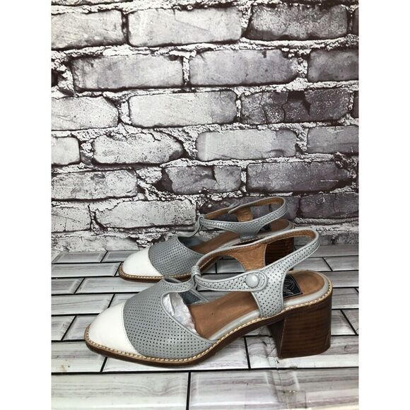Vintage Jeffrey Campbell White Cap Gray Leather Perforated Sandals Women’s 7M US - Picture 1 of 16